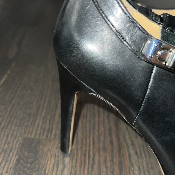 Coach women’s leather booties-Authentic-EUC - Picture 3 of 15